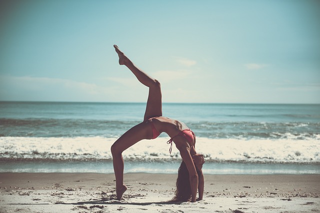 10 yogateknikker til at forbedre din vejrtrækning på jobbet
