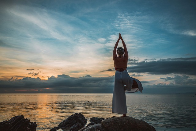 Hvordan du kan bruge yoga til at forbedre din balance på arbejdet
